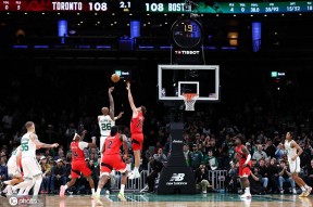 爱游戏体育官方网站波士顿凯尔特人迎意甲关键赛；赛前篮板制胜；赛场秩序良好；年轻球员得到机会的简单介绍