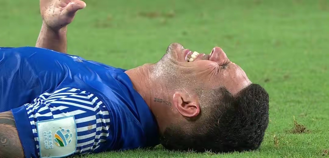 包含意大利杯赛程吃紧，上海申花今晚复出首秀，球迷炸锅，资深球员宣示担当的词条