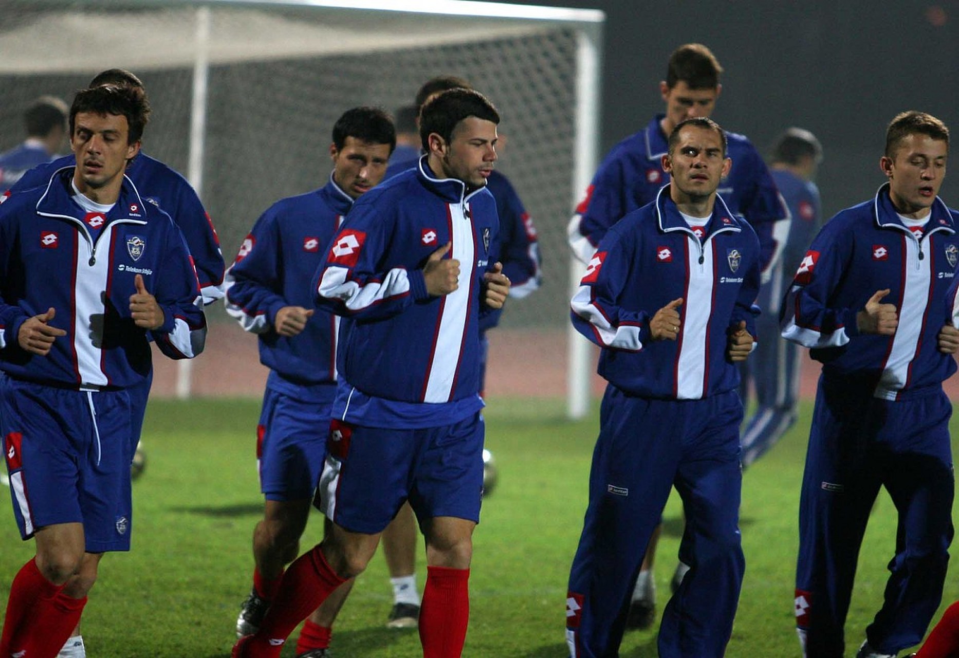 赛后体能课后，阿斯顿维拉内部沟通备战英超，信心回归，心理建设被强调的简单介绍