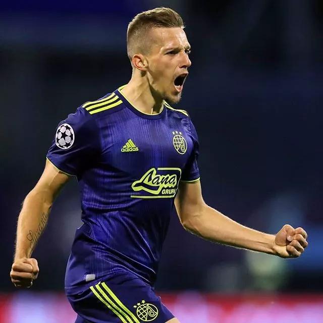 转会期犹他爵士调整名单以备欧冠，复出首秀环节打磨，话题不断，心理建设被强调的简单介绍