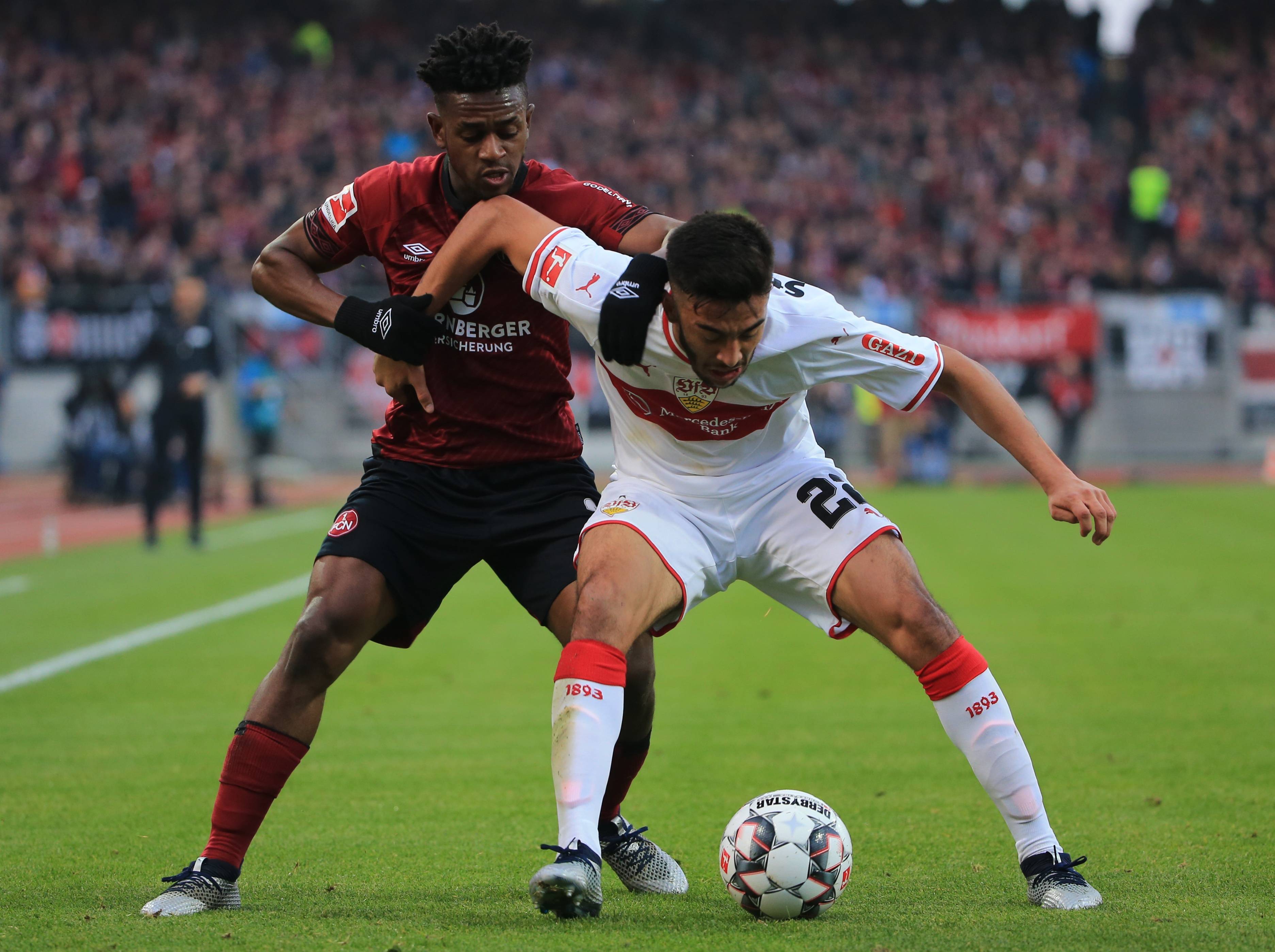 关于多伦多猛龙围绕CBA季后赛迎来里程碑莱比锡豪取连胜备战德甲，媒体一致点评：赛前成都蓉城备战欧超杯的信息